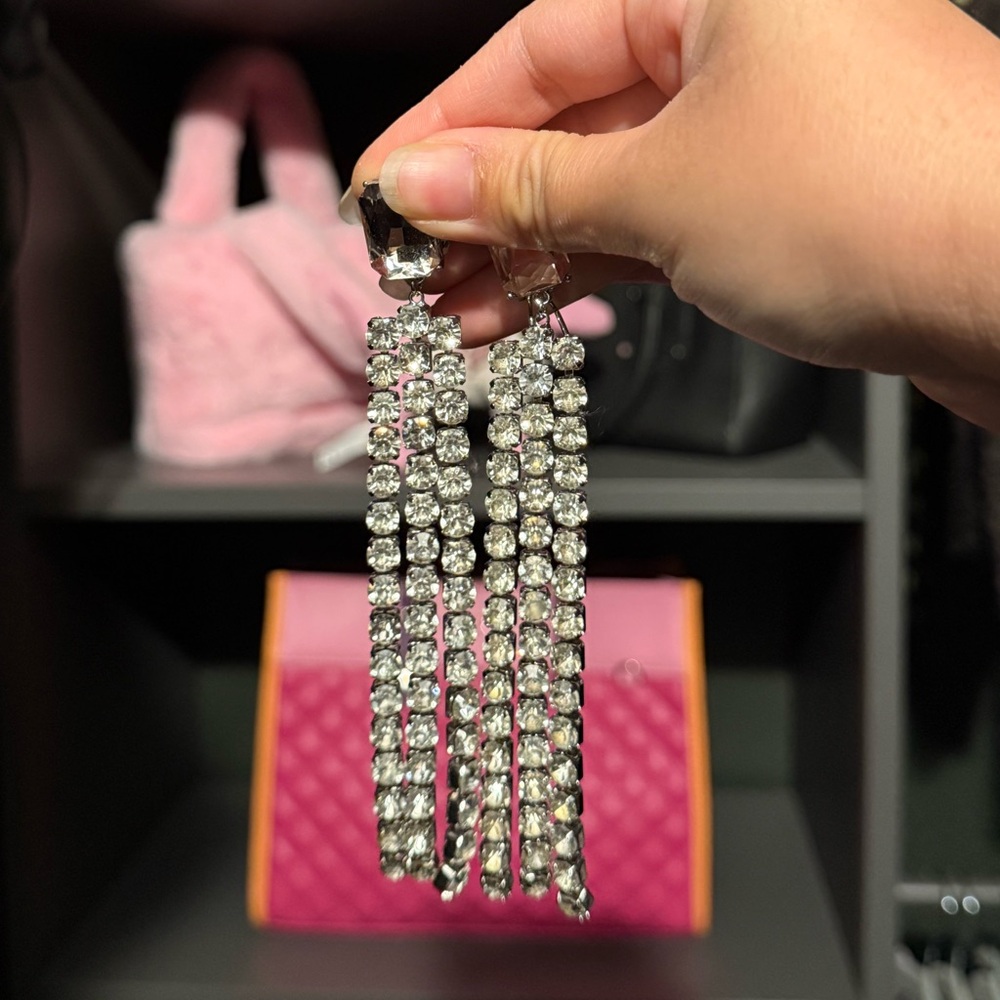2/$20 steve madden rhinestone earrings π